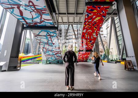 Londra, Regno Unito. 27 giugno 2023. Arturo Herrera's Untitled, 2022 - Sculpture in the City - un percorso di sculture nella City di Londra. Crediti: Guy Bell/Alamy Live News Foto Stock