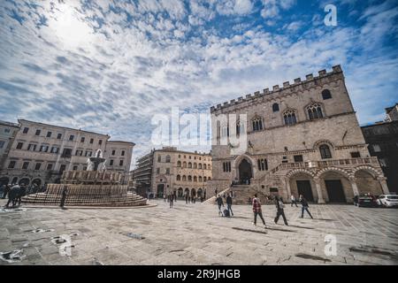 Fontana di Pruguia, Fontana maggiore, sulla piazza della città, Umbria Foto Stock