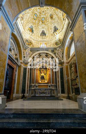 Interno della Cattedrale di Saint Gerland, Agrigento, Sicilia, Italia. Duomo di Agrigento, Cattedrale metropolitana di San Gerlando Foto Stock