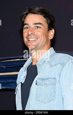 Julian Bugier partecipa alla premiere "Indiana Jones and the Dial of Destiny" al le Grand Rex il 26 giugno 2023 a Parigi, in Francia. Foto Stock