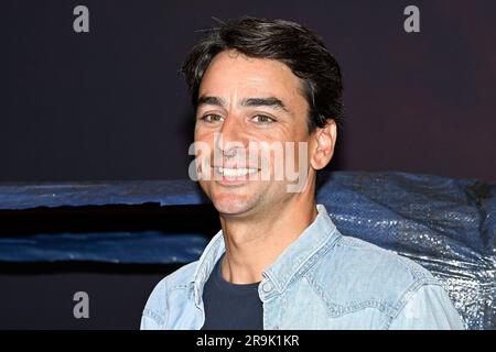 Julian Bugier partecipa alla premiere "Indiana Jones and the Dial of Destiny" al le Grand Rex il 26 giugno 2023 a Parigi, in Francia. Foto Stock