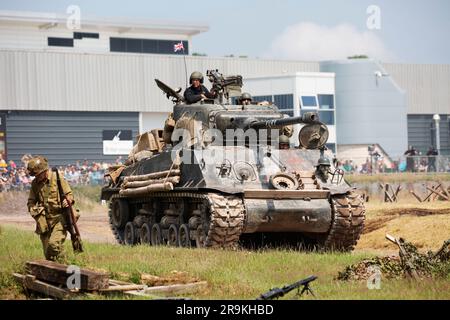 M4A3(76)W HVSS Sherman Tank, Tankfest 2023, Bovington, Regno Unito Foto Stock