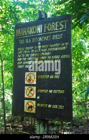 Forest Sign, Sigatoka Sand Dunes National Park, Figi. Foto Stock