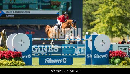 Kent Farrington del Team USA partecipa alla Coppa delle nazioni FEI il 6 giugno 2023 a Langley, in Canada. Foto Stock