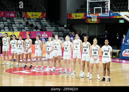 28 giugno 2023; The Quaycenter, Sydney Olympic Park, Sydney, NSW, Australia: FIBA Womens Asia Cup 2023, nuova Zelanda contro Libano; nuova Zelanda durante il loro inno nazionale Foto Stock