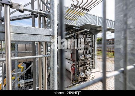 Litvinov, Repubblica Ceca. 28 giugno 2023. Inaugurazione cerimoniale di una nuova stazione a idrogeno presso la stazione di servizio ORLEN Benzina a Zaluzi vicino a Litvinov, regione di Usti nad Labem, Repubblica Ceca, 28 giugno 2023. Crediti: Ondrej Hajek/CTK Photo/Alamy Live News Foto Stock