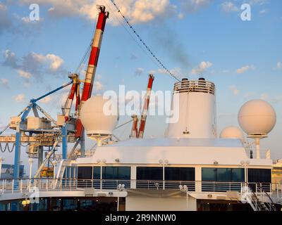 L'antica Ashdod è ora la sesta città più grande di Israele. Situato sulla costa mediterranea, è diventato uno dei più importanti centri industriali Foto Stock