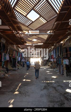 Mercato egiziano che vende bene a Luxor Foto Stock