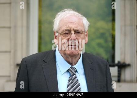 Michael Gallagher, che ha perso suo figlio Aiden, arriva per un incontro con Tanaiste Micheal Martin e il ministro della giustizia Helen McEntee a Iveagh House, Dublino. Data foto: Mercoledì 28 giugno 2023. Foto Stock