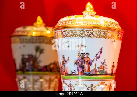 Museo della porcellana presso la Fondazione della porcellana Meissen, Germania Foto Stock