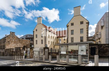 Queensberry House, Parlamento scozzese, Royal Mile, Edimburgo, Scozia, REGNO UNITO Foto Stock