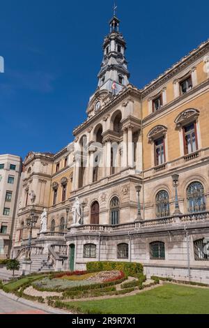 Spagna, Paesi Baschi, Bilbao, Municipio in stile barocco risalente al 1892. Foto Stock