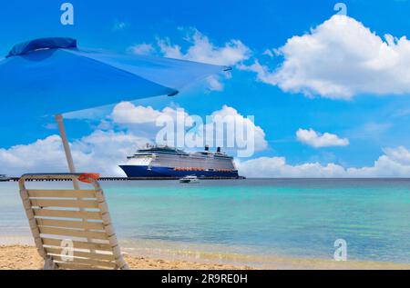 Nave da crociera a Saint Croix Frederiksted Isole Vergini americane in vacanza ai Caraibi. Foto Stock