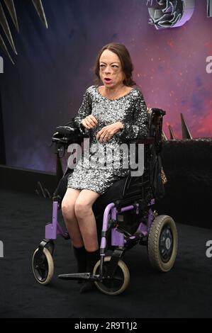 Londra, Regno Unito. Giugno 28 2023. Liz Carr partecipa alla premiere britannica della stagione 3 di THE WITCHER presso l'Now Building, Centre Point, St Giles Square, Londra, Regno Unito. Credito: Vedere li/Picture Capital/Alamy Live News Foto Stock