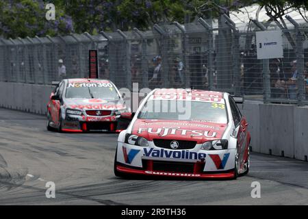 La V8 Supercar Championship Race al Sydney Telstra 500 si è tenuta al Sydney Olympic Park tra il 3-5 dicembre Sydney, Australia - 05.12.10 Foto Stock