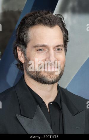 LONDRA, REGNO UNITO - 28 GIUGNO 2023: Henry Cavill partecipa alla prima nel Regno Unito di The Witcher Season 3 di Netflix all'Now Building di St Giles Square a Londra, Regno Unito il 28 giugno 2023. (Foto di Wiktor Szymanowicz/NurPhoto) Foto Stock