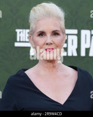 Los Angeles, USA. 28 giugno 2023. Elizabeth Perkins arriva alla premiere della seconda stagione DELL'AFTERPARTY DI Apple TV tenutasi al Bruin Theater di Westwood, CALIFORNIA mercoledì 28 giugno 2023. (Foto di Sthanlee B. Mirador/Sipa USA) credito: SIPA USA/Alamy Live News Foto Stock