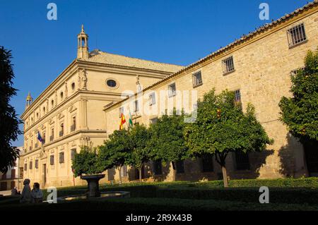 Municipio, architetto Andres Vanlvira, Palacio de las Cadenas, XVI secolo, Plaza de Vazquez Molina, Ubeda, provincia di Jaen, Andalusia, Spagna Foto Stock