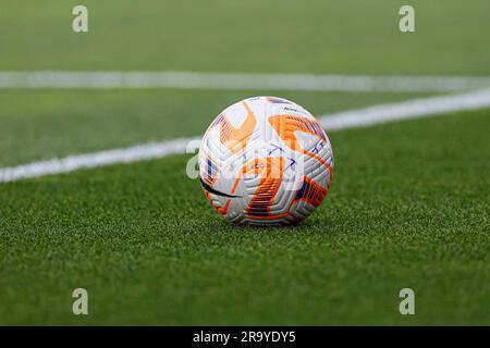 St Louis, Missouri. USA; visione generale di uno dei palloni da calcio ufficiali durante una partita della CONCACAF Gold Cup tra Giamaica e Trinidad e Tobago su Mer Foto Stock