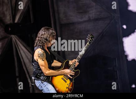 Salerno, Italia. 28 giugno 2023. Vasco Rossi vive allo Stadio Arechi di Salerno. (Foto di Giovanni Esposito/Pacific Press) credito: Pacific Press Media Production Corp./Alamy Live News Foto Stock