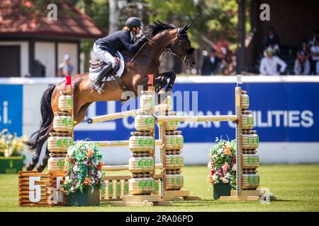 Shawn Casady degli Stati Uniti ha partecipato al Pan American Show a Spruce Meadows a Calgary, Alberta, Canada, il 28 giugno 2023. Foto Stock