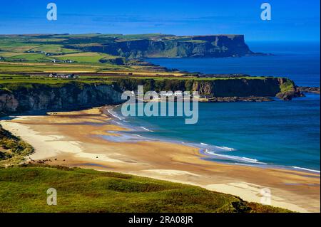 Porto di Portbradden a White Park Bay, Causeway Coast, County Antrim Foto Stock