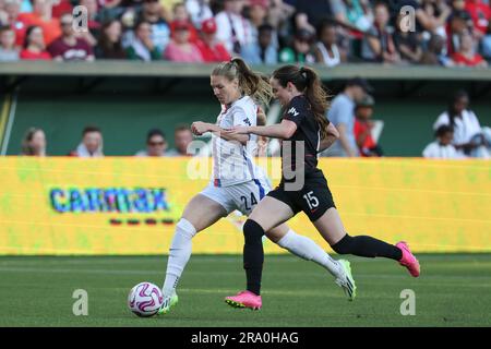 1° luglio 2023; Portland, Oregon, Stati Uniti; NWSL match tra Portland Thorns FC e OL Reign a Providence Park. (Foto: Al Sermeno) Foto Stock