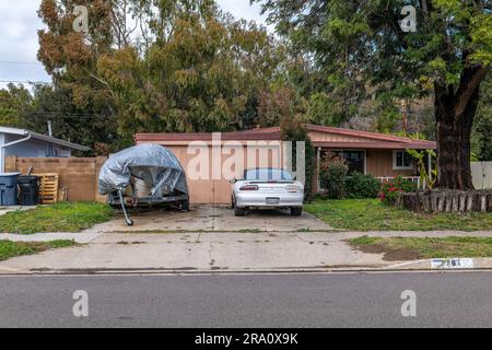 Edifici e case a Westminster, California, sede di una grande popolazione di immigrati vietnamiti e conosciuta come America's City. Foto Stock