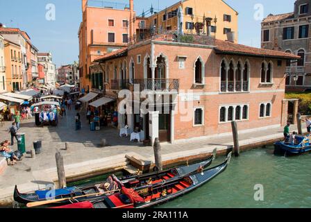 Rio Terra San Leonardo, ristorante Trattoria alla Palazzina, Venezia, Italia, Gondola, gondole Foto Stock