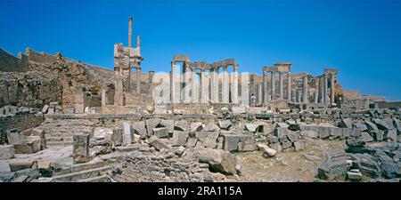 Rovine del Teatro Romano, Dougga, Thugga, Tunisia Foto Stock