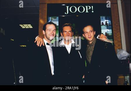 In meinem Herzen, Schatz..., Dokumentarfilm, Deutschland 1989, Regie: Hans Christoph Blumenberg, AM Set: Musiker Christian von Richthofen, Modedesigner Wolfgang Joop und Schauspieler und Musiker Ulrich Tukur Foto Stock