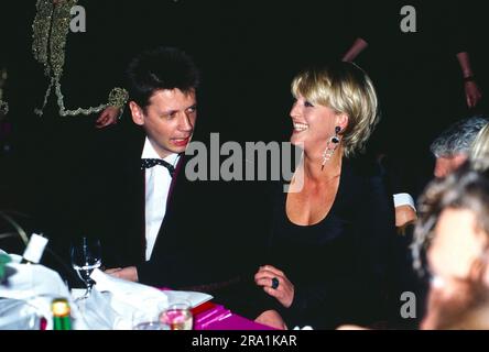 Evento Günther Jauch und Ulla Kock am Brink bei einem, circa 1995. Foto Stock