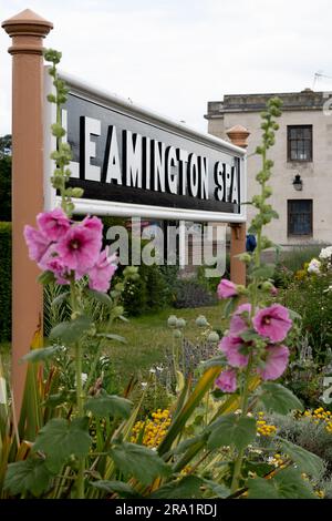 Cartello stazione ferroviaria Leamington Spa, Warwickshire, Regno Unito Foto Stock