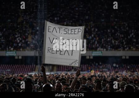 Vasco Rossi vive allo Stadio Arechi di Salerno. (Foto di Giovanni Esposito / Pacific Press/Sipa USA) Foto Stock