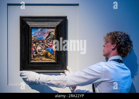 Londra, Regno Unito. 30 giugno 2023. Una tavola de la deposizione di Cristo di El Greco, (stima: £ 6.000.000-8.000.000) - Arte dall'antichità al XX secolo, un'anteprima della Christie's Classic Week a Londra torna quest'estate con dieci aste dal vivo e una vendita online. La serie si svolgerà dal 30 giugno al 14 luglio, con i punti salienti delle aste in pubblico dal 1° luglio. Crediti: Guy Bell/Alamy Live News Foto Stock