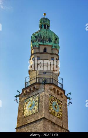 Famosa torre dell'orologio a innsbruck, Austria - Uhrturm Foto Stock