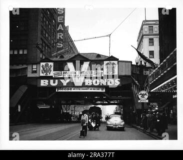 Fotografia della pubblicità della mostra War Loan nei pressi del Sears Building. Foto Stock