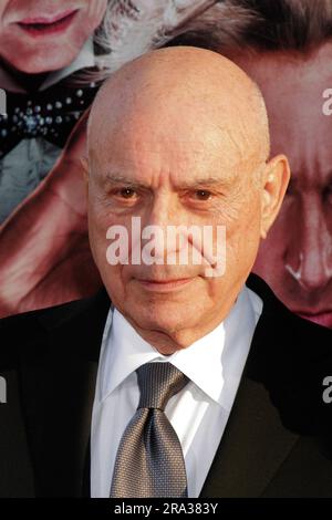 Los Angeles, USA. 11 marzo 2013. Alan Arkin 03/11/2013 "The Incredible Burt Wonderstone" Premiere tenutasi al TCL Chinese Theatre di Hollywood, CA foto di Kazuki Hirata/HNW/PictureLux credito: PictureLux/The Hollywood Archive/Alamy Live News Foto Stock