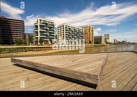 Newham, quartiere di Londra, situato sul Tamigi tra Woolwich e Canary Wharf. Newham è stato uno dei sei distretti ospitanti per le Olimpiadi del 2012. Foto Stock