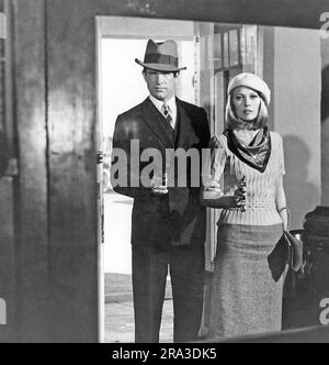 BONNIE AND CLYDE 1967 Warner Bros.-Seven Arts film con Faye Dunaway e Warren Beatty Foto Stock