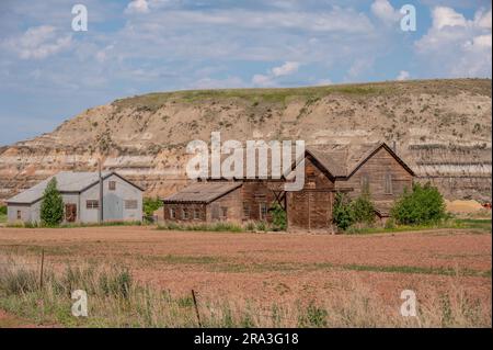 Abbandonare l'edificio della Rosedale Coal and Clay, vicino a Drumheller, Alberta. Foto Stock