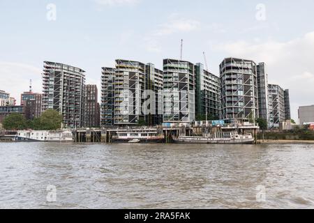 Riverlight, alto appartamento di sviluppo sul lungofiume a Nine Elms in Vauxhall, Londra, Inghilterra, Regno Unito Foto Stock