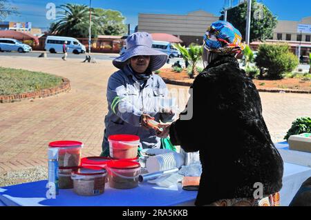 Agricoltori biologici nella provincia di Limpopo il giorno del mercato Foto Stock