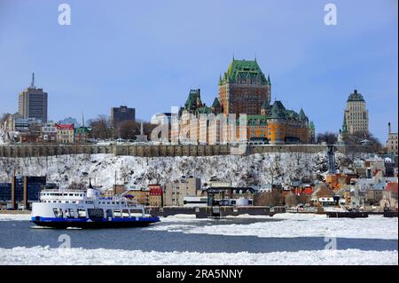 Castello di Frontenac e fiume San Lorenzo, Quebec, fiume San Lorenzo, Canada Foto Stock