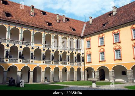 Portici, Palazzo Imperiale di Hofburg, Bressanone, Bressano, Trentino-alto Adige, Alto Adige, Italia Foto Stock