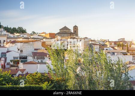 Vista sulla città di Jaen con Convento e Chiesa di nostra Signora della Misericordia - Jaen, Spagna Foto Stock