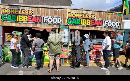 St Paul's Caribbean Carnival 2023, Bristol, Inghilterra, Regno Unito, 1 luglio 2023. St Pauls, Bristol. Bancarelle di cibo al carnevale Foto Stock