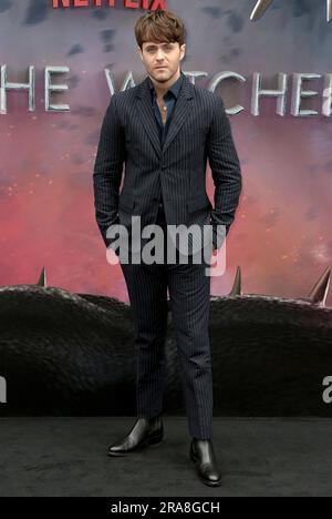 28 giugno 2023 - Londra, Inghilterra, Regno Unito - Joey Batey partecipa alla Witcher Season 3 UK Premiere, The Now Building Foto Stock