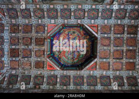 Seoul, Corea del Sud - 28 giugno 2023: Dettaglio del Palazzo Gyeongbokgung a Seoul, Corea del Sud. Foto Stock