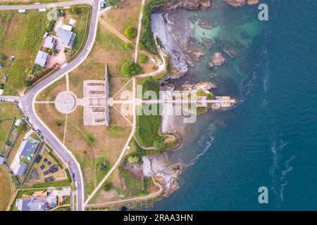 Vista aerea del ponte di Ribadeo nel nord della Spagna Foto Stock